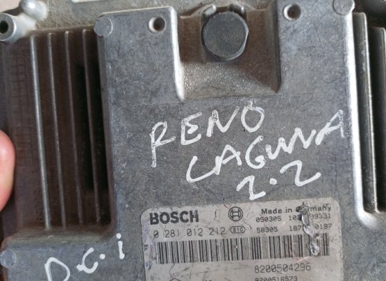 Reno laguna 2.2 motor beyni
