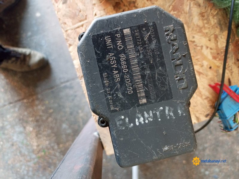 HYUNDAI ELENTRA  ABS BEYNİ 95660-2D500