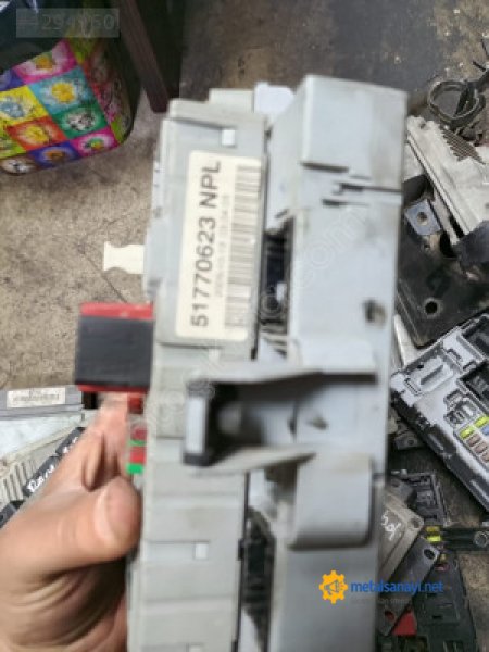 51770623 NPL Fiat Doblo 2 1.3 Multijet Sigorta Kutusu/Body Beyni