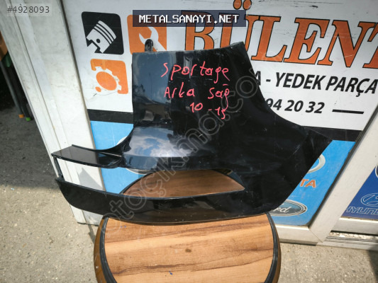 Kia Sportage arka tampon sağ eki