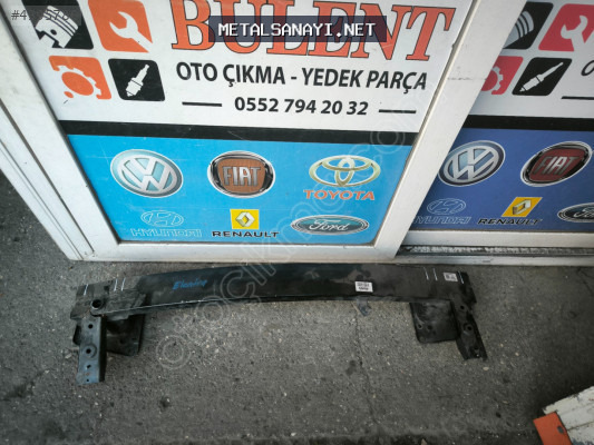 Hyundai Elantra ön tampon demiri orijinal çıkma