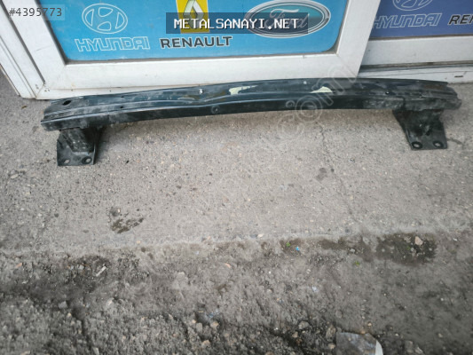 Renault Clio 5 ön tampon demiri orijinal çıkma