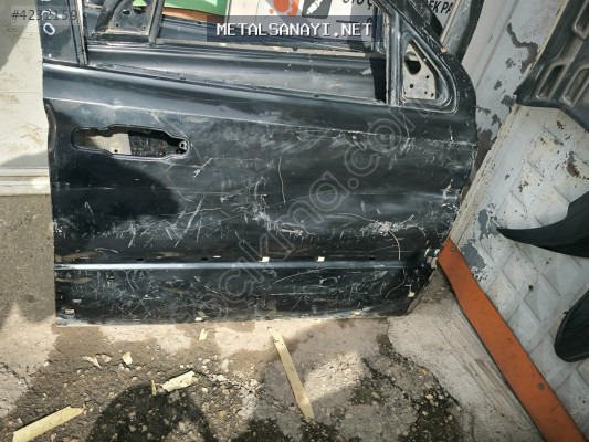 Kia Sorento sağ ön kapı orijinal çıkma