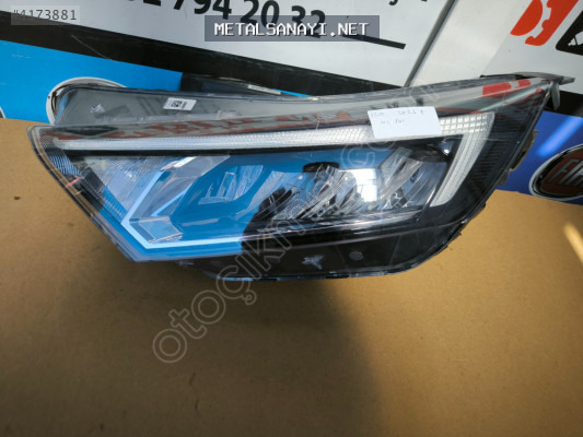 Hyundai İ20 sol ön far LED'li