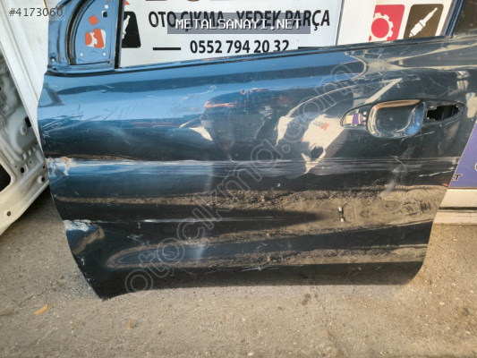 Kia Sportage sol ön kapı orijinal çıkma