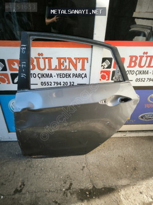 Hyundai İ30 sol arka kapı orijinal çıkma