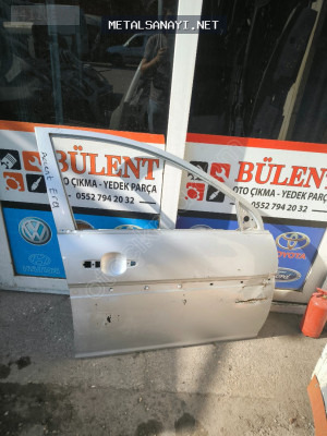 Hyundai Accent Era sağ ön kapı