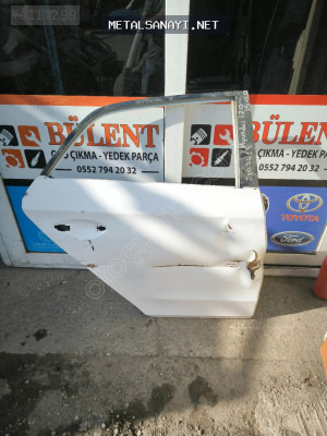 Hyundai İ20 sağ arka kapı