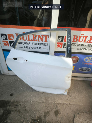Hyundai Accent Blue sağ arka kapı