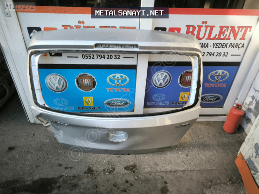 Hyundai İ30 bagaj kapağı
