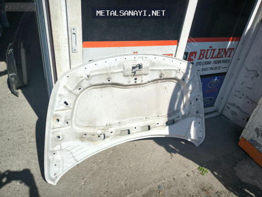 Fiat Egea motor kaputu yan sanayi