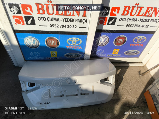 Toyota Corolla bagaj kapağı orijinal çıkma