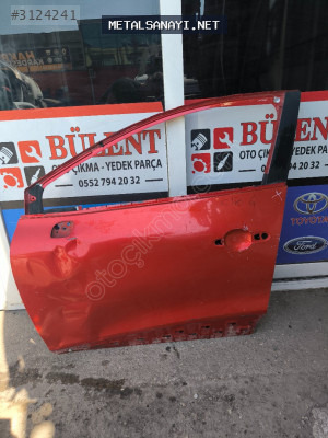Renault Clio 4 sol ön kapı orijinal çıkma