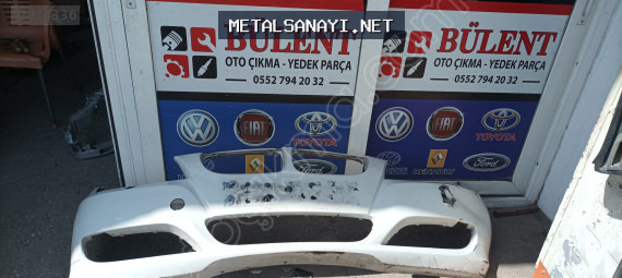 BMW 3 serisi E90 ön tampon orijinal çıkma