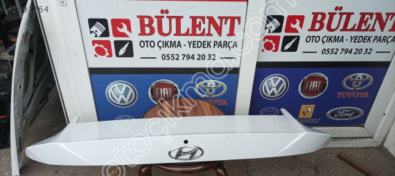 Hyundai Elantra bagaj kapağı kaplaması orijinal çıkma