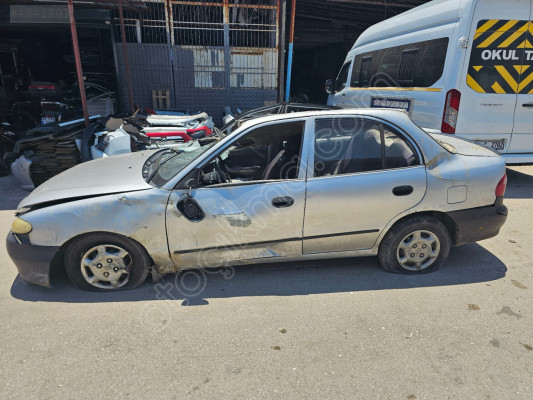 HYUNDAİ ACCENT 1998 YUMURTA KASA SOL ÖN KAPI