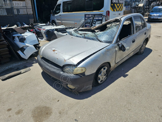 HYUNDAİ ACCENT 1998 YUMURTA KASA SOL ÖN KAPI