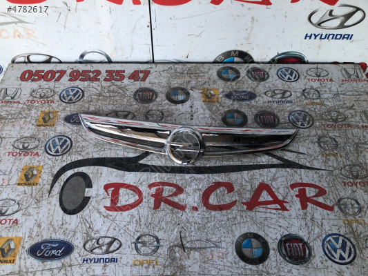 OPEL CORSA D ÖN PANJUR NİKELAJI ORJİNAL ÇIKMA PARÇA 13286001