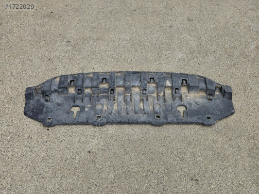 SKODA SUPERB ÖN TAMPON ALT MUHAFAZA ORJİNAL ÇIKMA 3V0807611