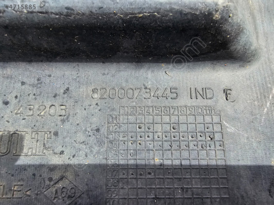 RENAULT MEGANE 2 ÖN TAMPON ALT MUHAFAZA ORJİNAL ÇIKMA 8200073445