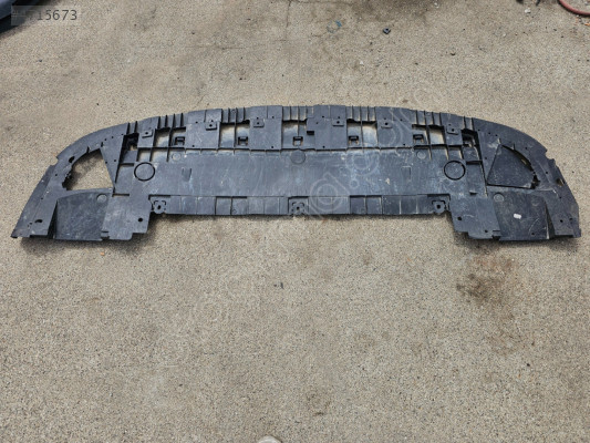 RENAULT TRAFİC 3 ÖN TAMPON ALT MUHAFAZA ORJİNAL ÇIKMA 214772809R