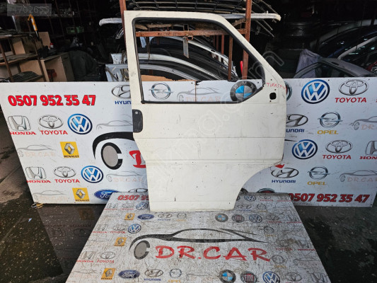 VOLKSWAGEN TRANSPORTER T4 SAĞ ÖN KAPI ORJİNAL ÇIKMA PARÇA