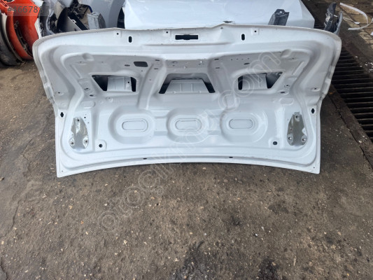 RENAULT TALİANT ARKA BAGAJ ÇIKMA ORJİNAL PARÇA