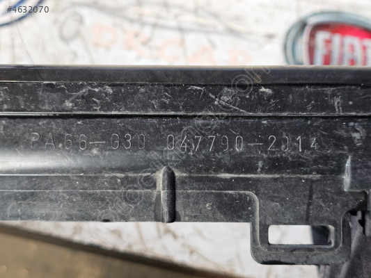 MERCEDES C204 RADYATÖR BRAKETİ ORJİNAL ÇIKMA PARÇA 0477902914