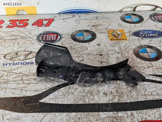 MERCEDES W206 SOL ÖN ÇAMURLUK BRAKETİ ORJİNAL ÇIKMA A2068850305