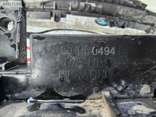 RENAULT CLİO 5 ÖN TAMPON DARBE EMİCİ ORJİNAL ÇIKMA 620900494R