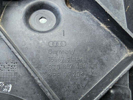 AUDİ A5 SAĞ ARKA TAMPON BRAKETİ ORJİNAL ÇIKMA PARÇA 8W5807453
