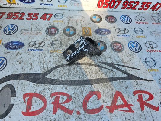 RENAULT MEGANE 4 SAĞ ÖN TAMPON BRAKETİ ORJİNAL 625269660R 4.