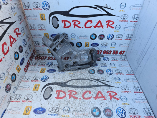 RENAULT CAPTUR 12-16 ARKA TAMPON BRAKETİ ORJİNAL 852233250R 2.