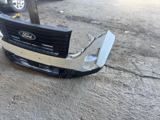 FORD TOURNEO COURİER ÖN TAMPON ÇIKMA ORJİNAL