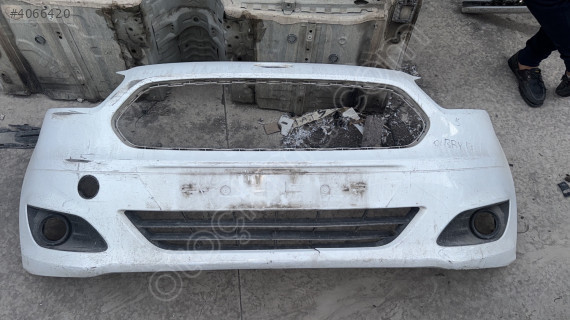 FORD COURİER ÖN TAMPON ÇIKMA ORJİNAL