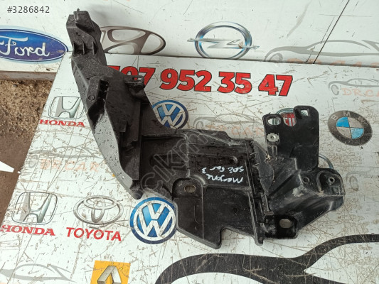 RENAULT MEGANE 3 SAĞ-SOL FAR BRAKETİ ORJİNAL ÇIKMA 622238150R