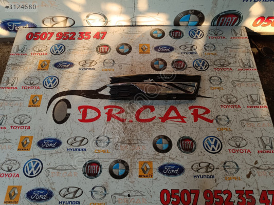 SKODA OCTAVİA SAĞ SİS ÇERÇEVESİ 5E3807682 2021 2023 ÇIKMA ORJİNAL