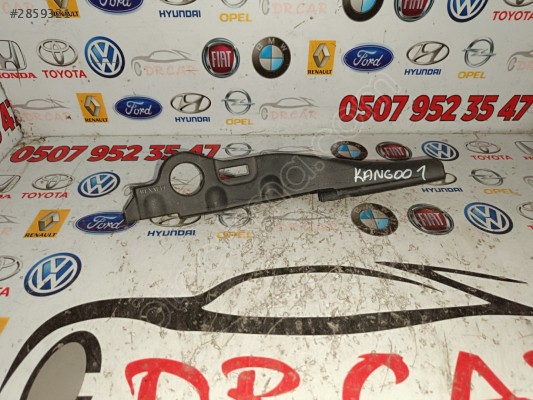 RENAULT KANGOO 1 CAM IZGARA PLASTİĞİ ORİJİNAL ÇIKMA 7700304882