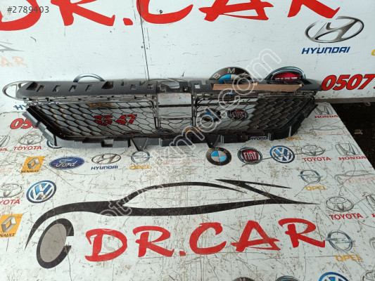 MG ZS EV 2021-23 ÖN TAMPON ORTA IZGARA ORİJİNAL ÇIKMA P10971358