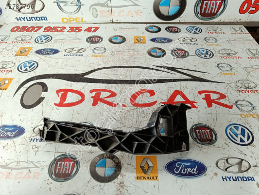 AUDİ Q2 2022 SAĞ FAR BRAKETİ ORİJİNAL ÇIKMA PARÇA 2225548426