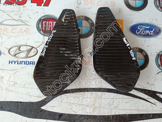 PEUGEOT 3008 ÖN TAMPON YAN KAPAK ORİJİNAL ÇIKMA PARÇA 9836831777