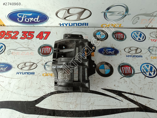 PEUGEOT 5008 SOL ARKA TAMPON TUTUCU ORİJİNAL ÇIKMA 9686264180