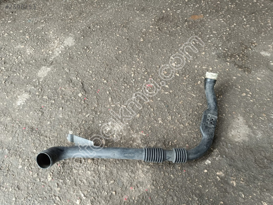 RENAULT RANGE T YAĞ DOLUM AĞZI ÇIKMA PARÇA 22203161