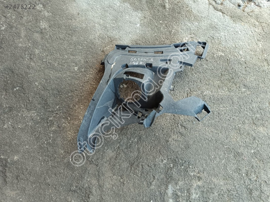 RENAULT SCENİC 3 SAĞ ÖN TAMPON BRAKETİ ÇIKMA PARÇA