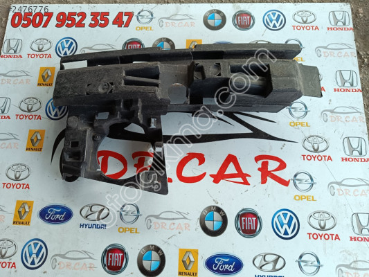 Çıkma RENAULT MEGANE 2 Sol Ön Tampon Braketi Parçası