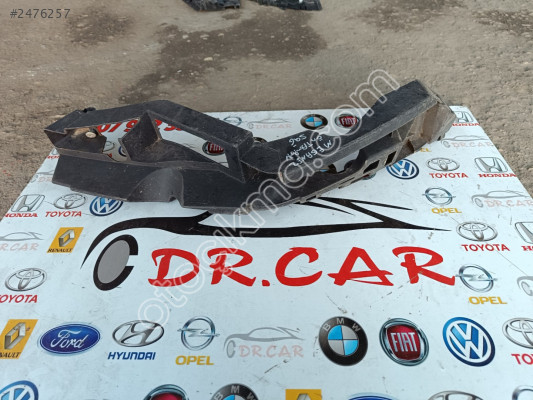 RENAULT MEGANE 2 SAĞ ÖN TAMPON BRAKETİ ÇIKMA PARÇA
