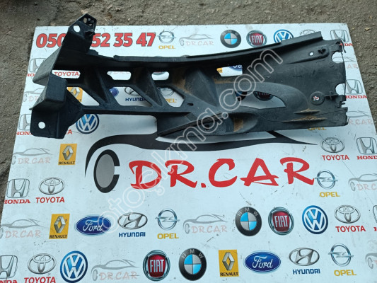 RENAULT MEGANE 2 SOL ARKA TAMPON BRAKETİ ÇIKMA PARÇA