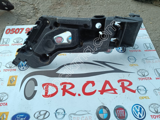 RENAULT CLİO 4 SOL ARKA TAMPON BRAKETİ ÇIKMA PARÇA