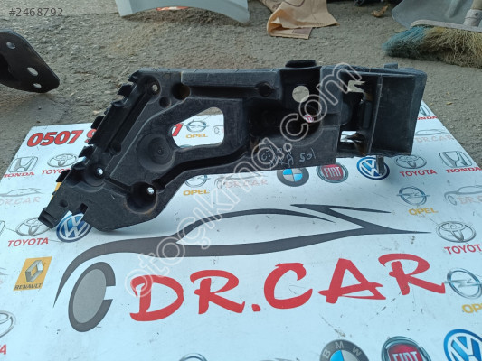 RENAULT CLİO 4 SOL ARKA TAMPON BRAKETİ ÇIKMA PARÇA