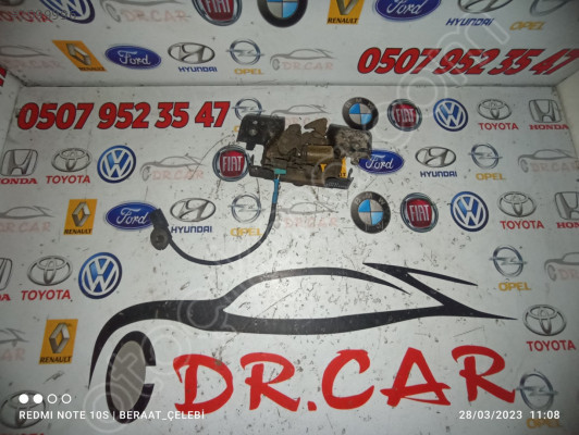 RENAULT MEGANE 4 KAPUT KİLİDİ ÇIKMA PARÇA